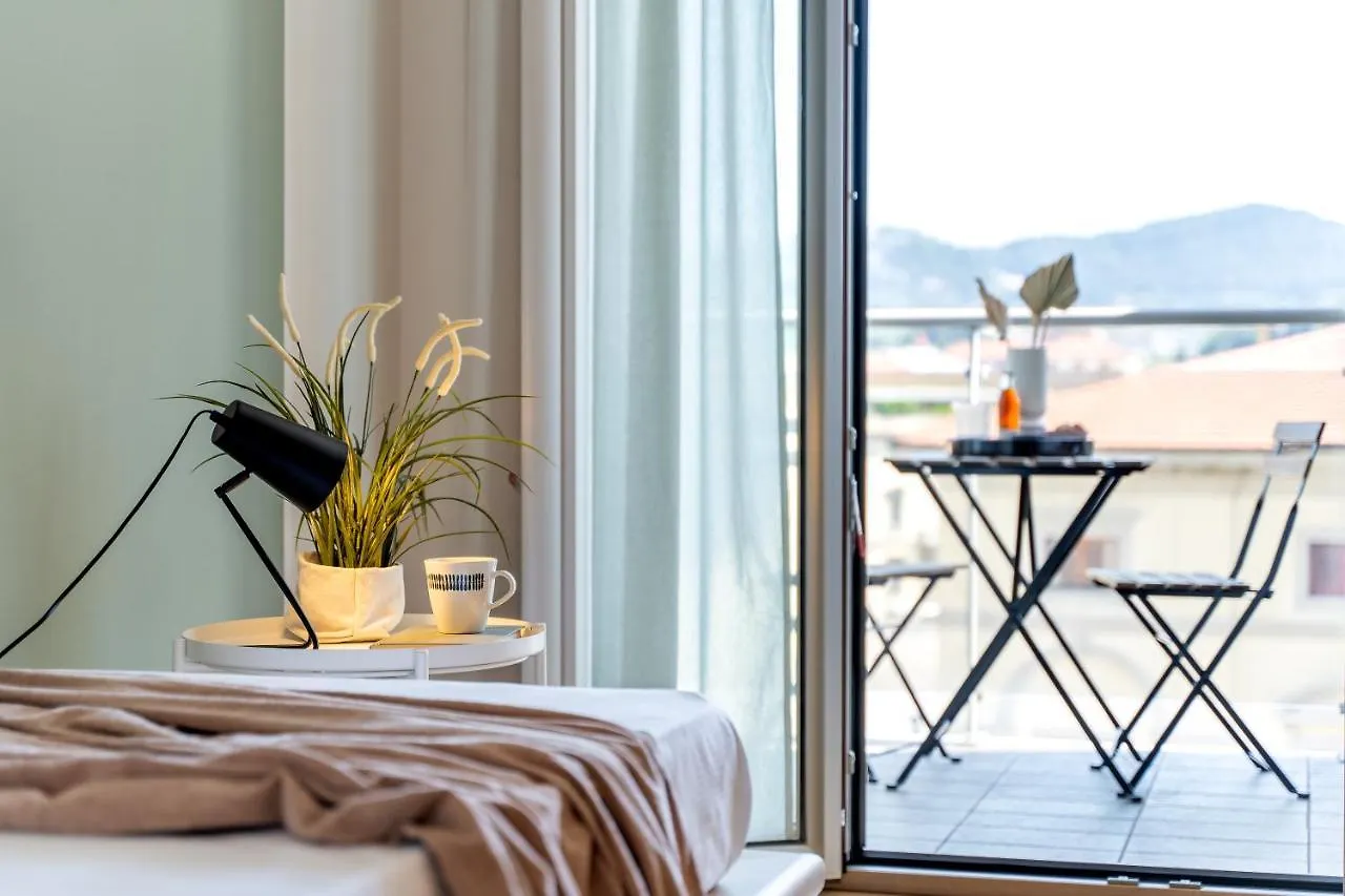 Penthouse Midori Apartment Florence Italy
