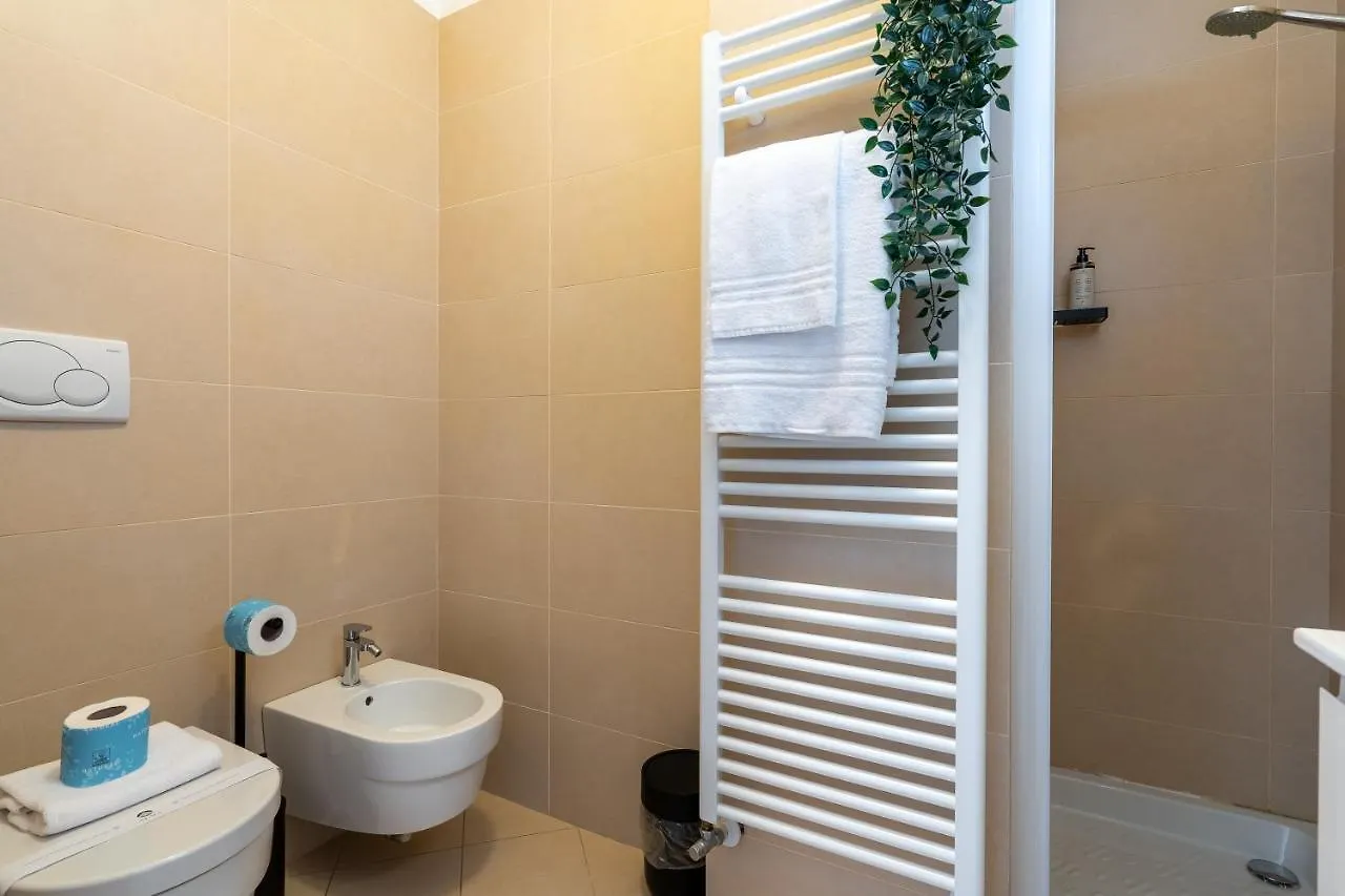 Penthouse Midori Apartment Florence