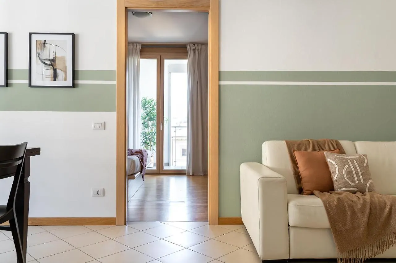 Penthouse Midori Apartment Florence 0*,  Italy